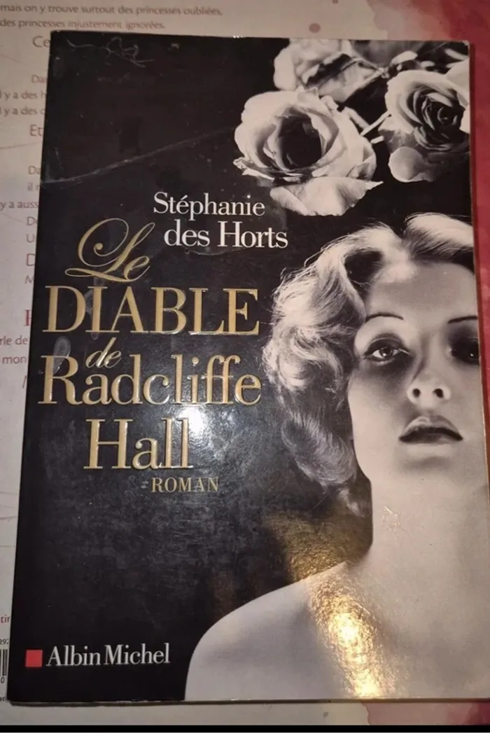 Le Diable de Radcliffe Hall, Stéphanie des Horts (Auteure)