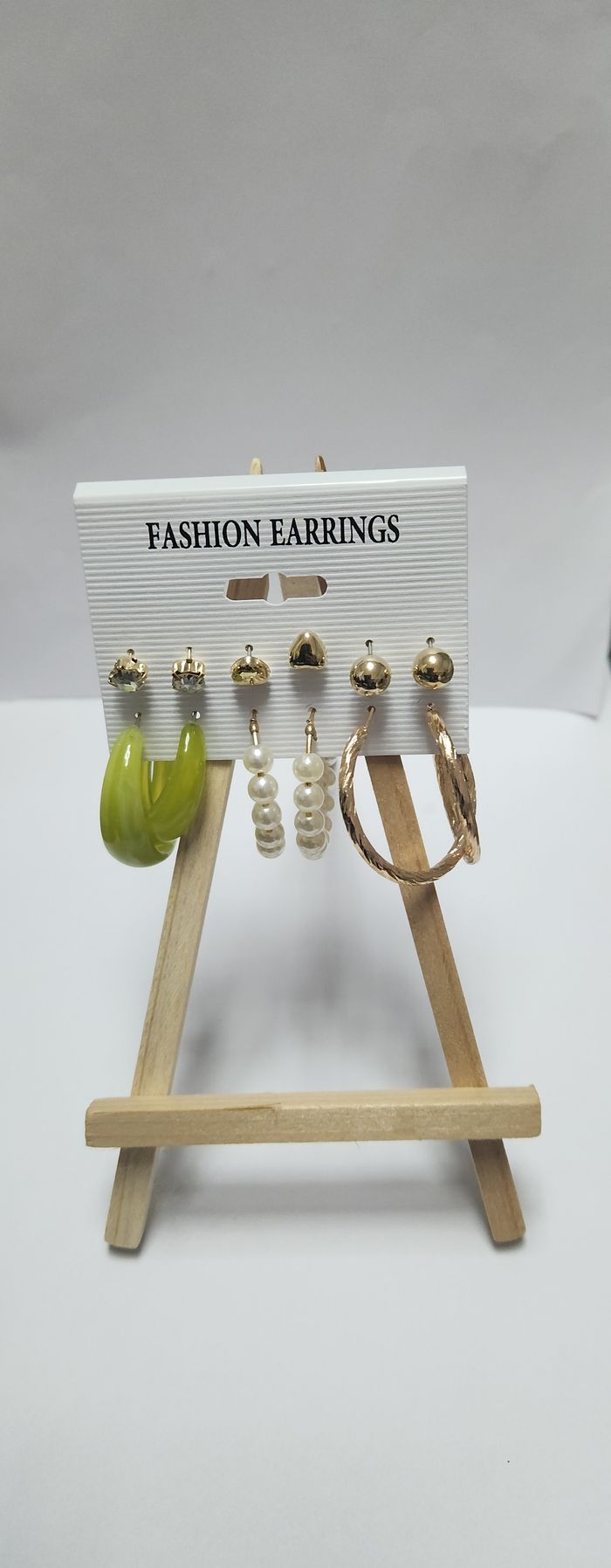 Lot 6 paires de boucles d'oreilles femme neuf