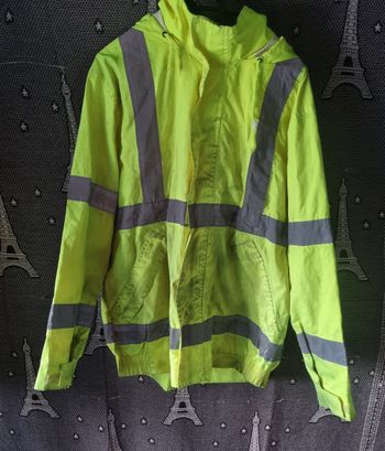 Veste de travail jaune fluo et bande réfléchissant taille L