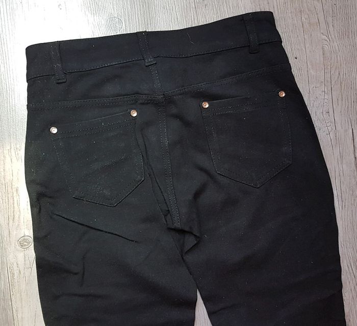 Pantalon noir - photo numéro 3