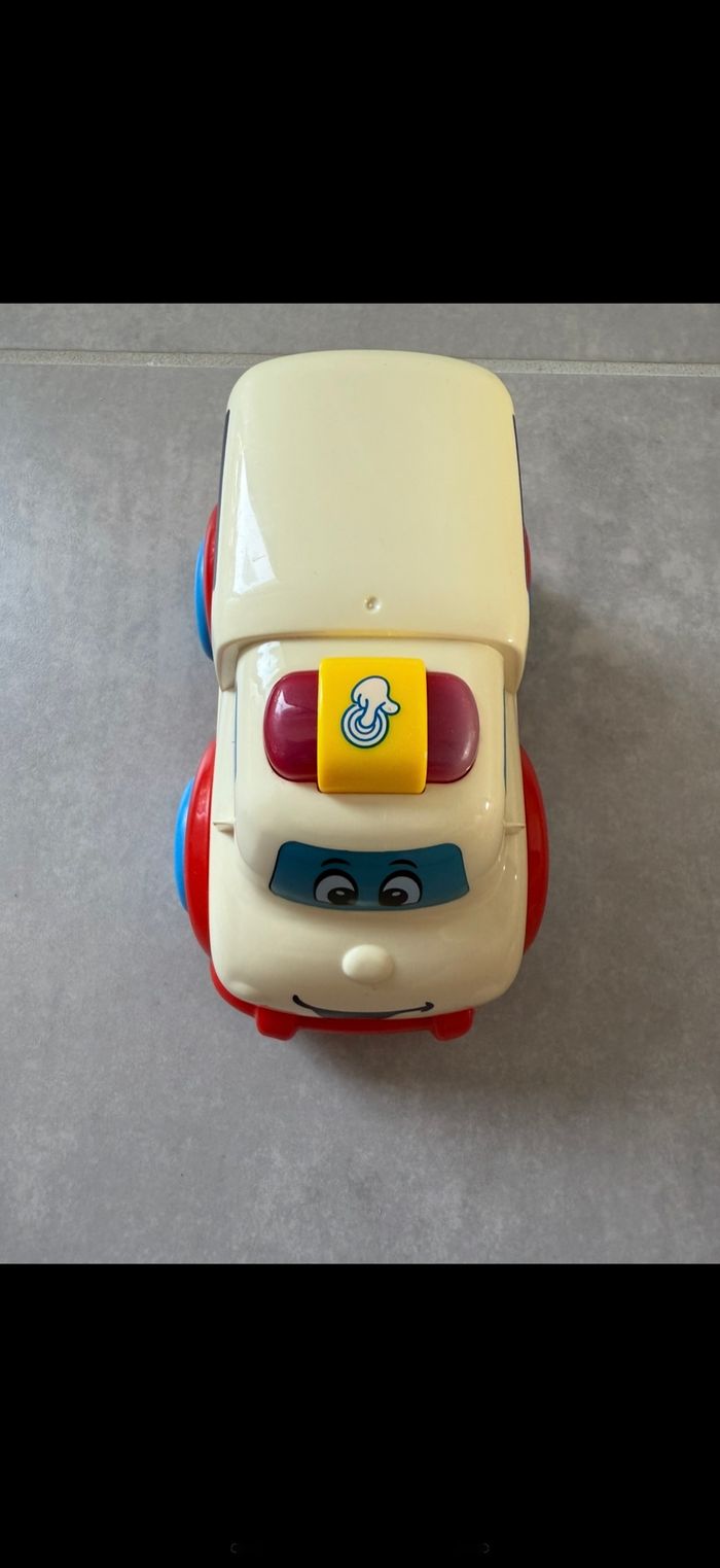 Ambulance - photo numéro 5