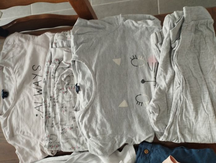 Vêtements fille 5 ans - photo numéro 3
