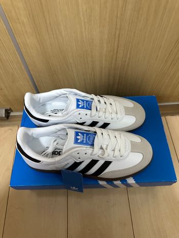 Baskets Adidas Taille 39