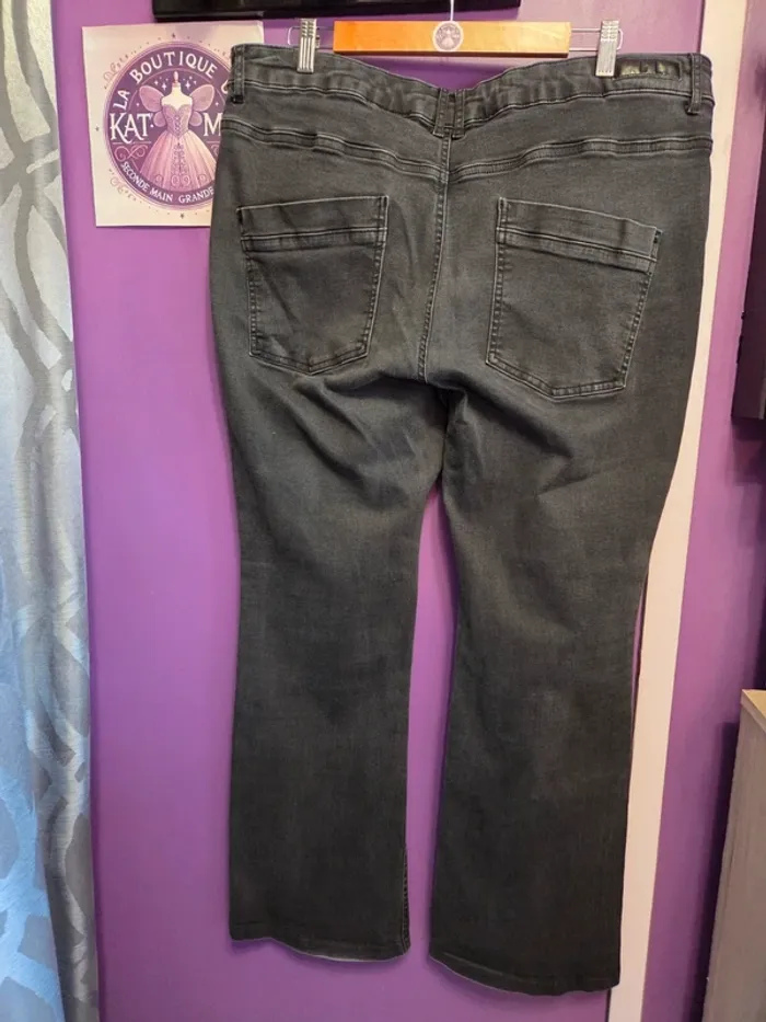 Jean stretch M&S Mode – Coupe Shapes Flared – T52 - photo numéro 4