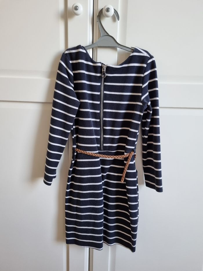 Lot robes H&M 4/6ans manches longues - photo numéro 5
