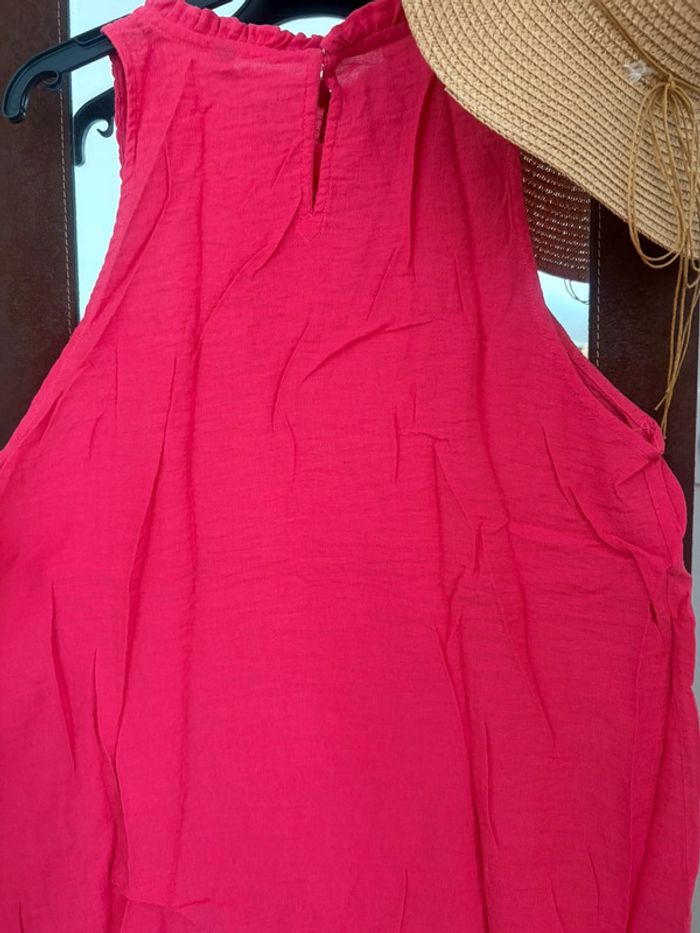 Joli top sans manches couleur framboise - photo numéro 3