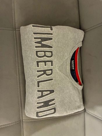 Pull gris Timberland – simple, stylé, efficace