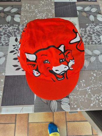Casquette rouge la vache qui rit tour de france