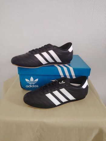 Adidas Taekwondo Lace Noires NEUVES 40 2/3 + Boîte