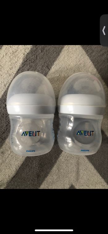 Le lot de 2 biberon avent 