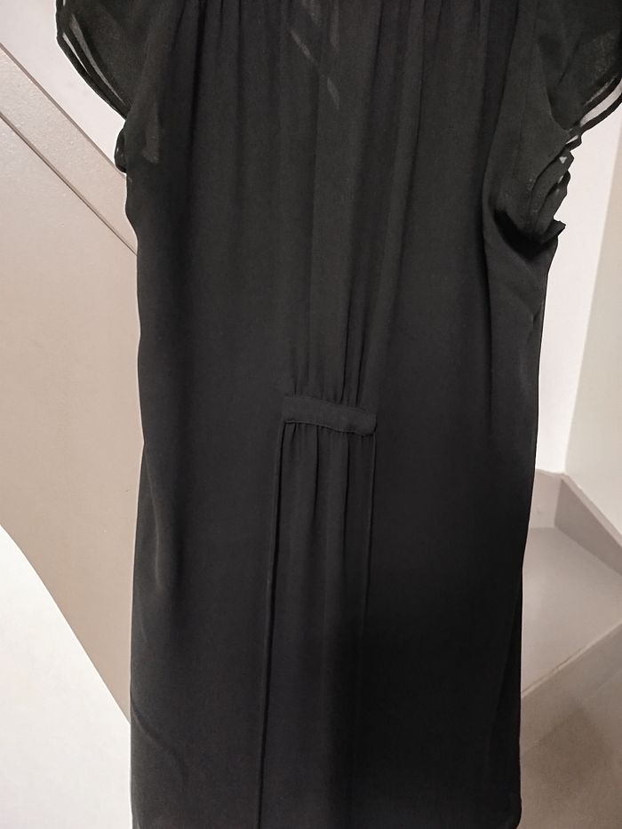 Robe noire - photo numéro 9