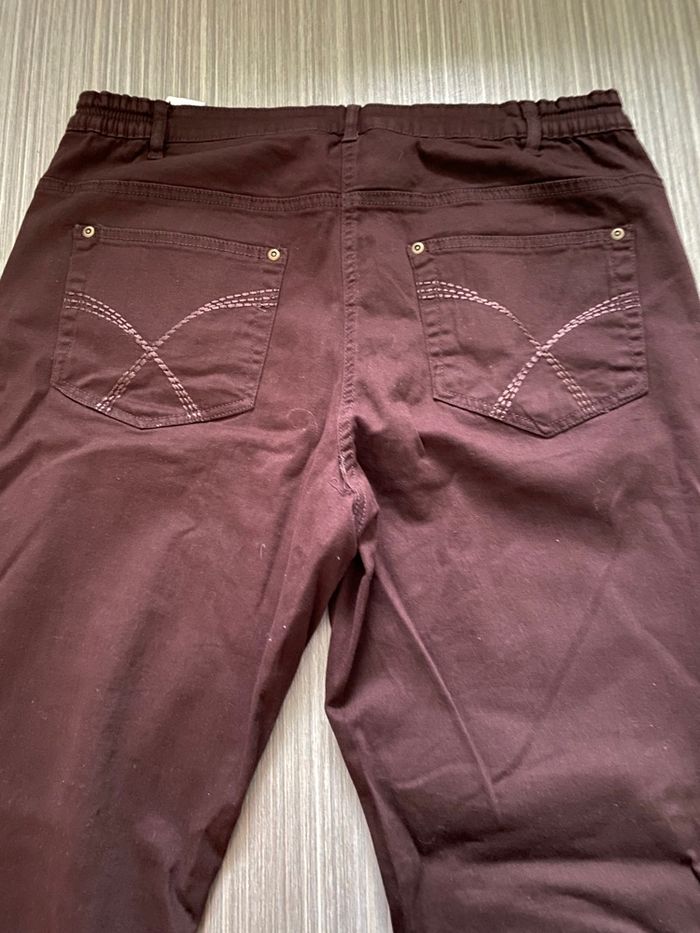 Jean neuf - photo numéro 3