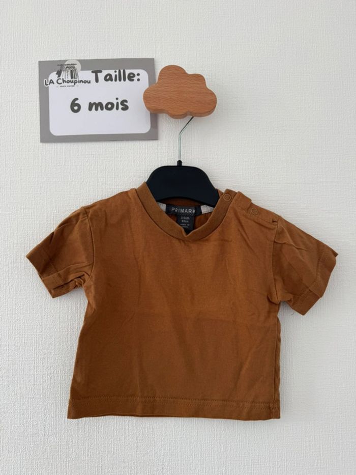 Tee shirt manches courtes - taille 6 mois 🌼
