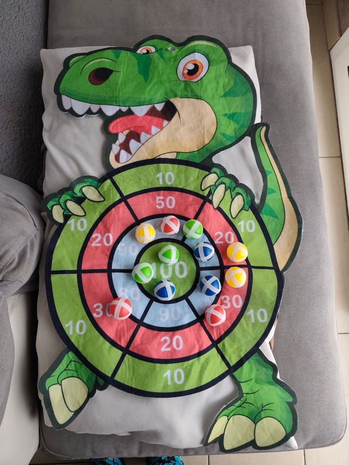 Jeu de cible dinosaure