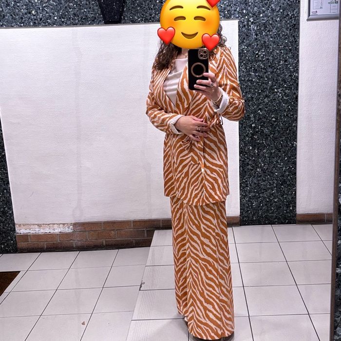 Ensemble En satin Taille 36 neuf avec étiquette - photo numéro 2