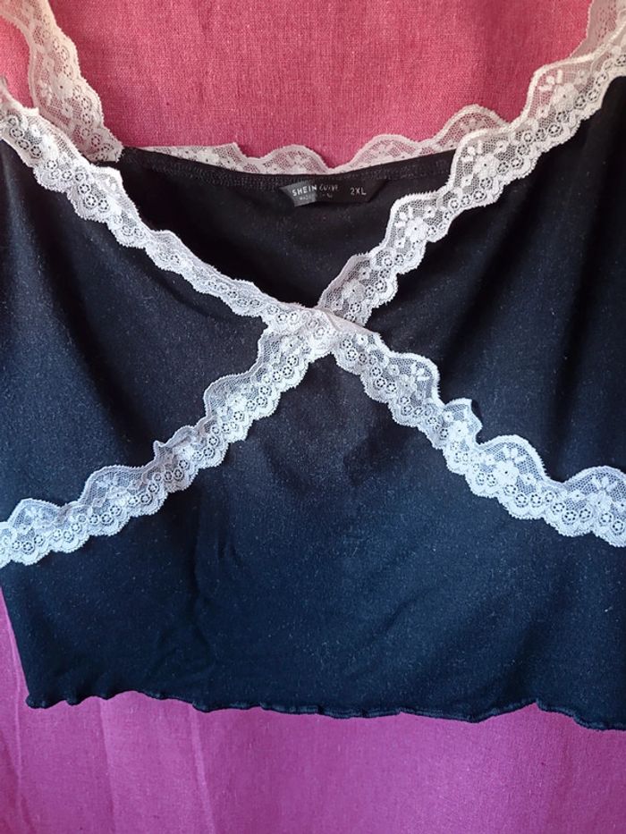 Top court taille 48 de chez Shein - photo numéro 2