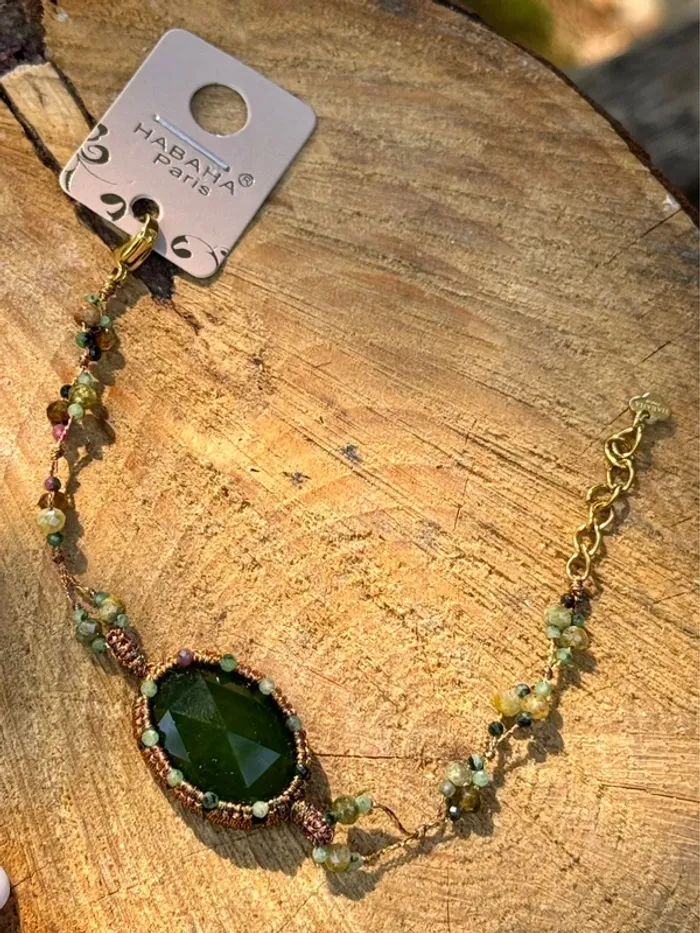 Bracelet bracelet cordons et fils tissés malachite jade et gros pavé perles d’eaux vert habaha Paris
