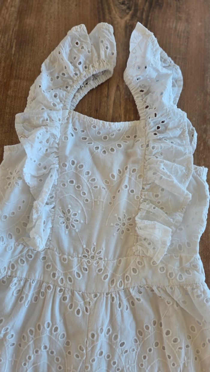 Combinaison blanche broderie anglaise Neuve - photo numéro 2