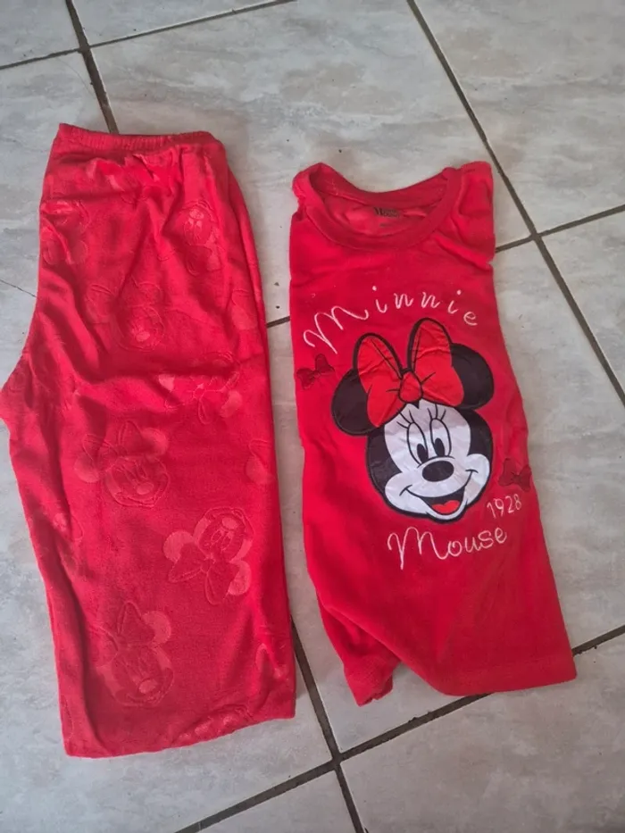 Pyjamas deux pièces rouge minnie 4-5 ans
