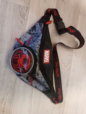 Sac banane spiderman marvel 