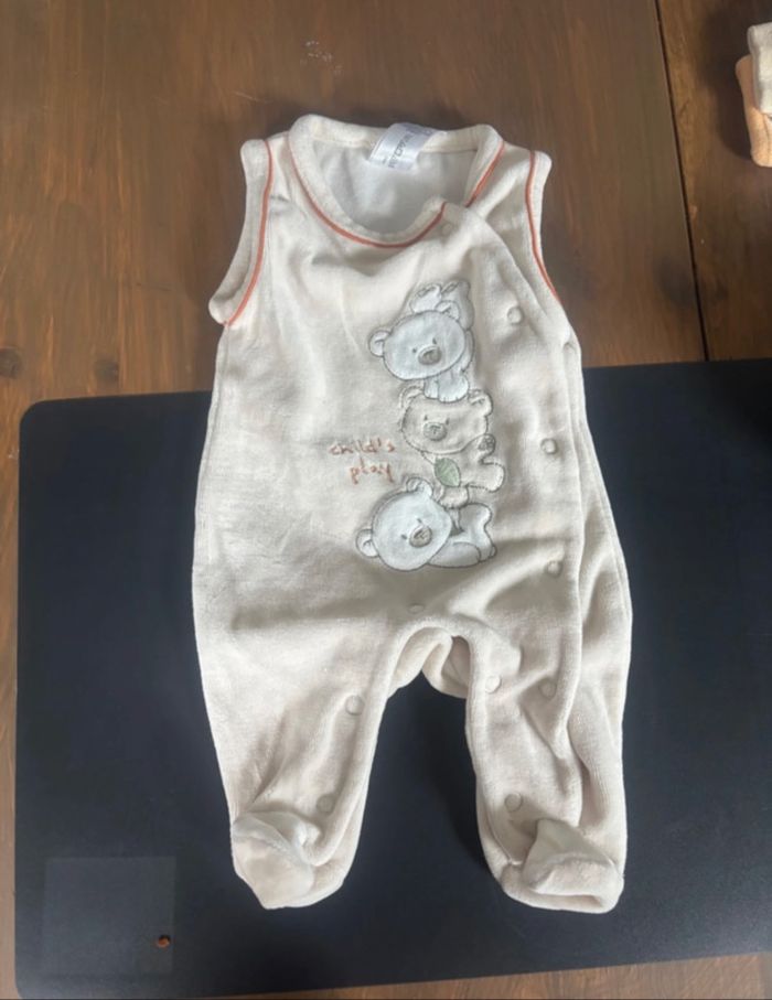 Lot de pyjama 0 mois/ naissance - photo numéro 2
