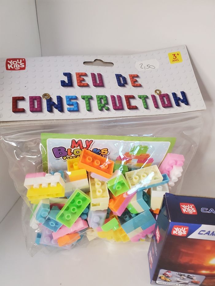 Lot jeux de briques lego - photo numéro 2