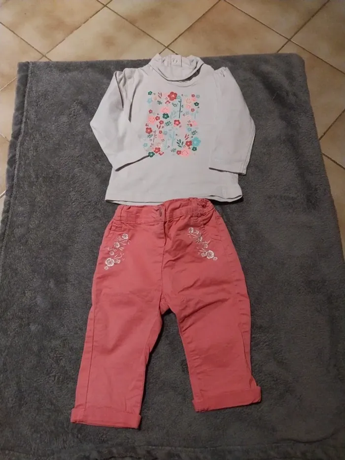 Ensemble pantalon t-shirt manche longue T.9 mois