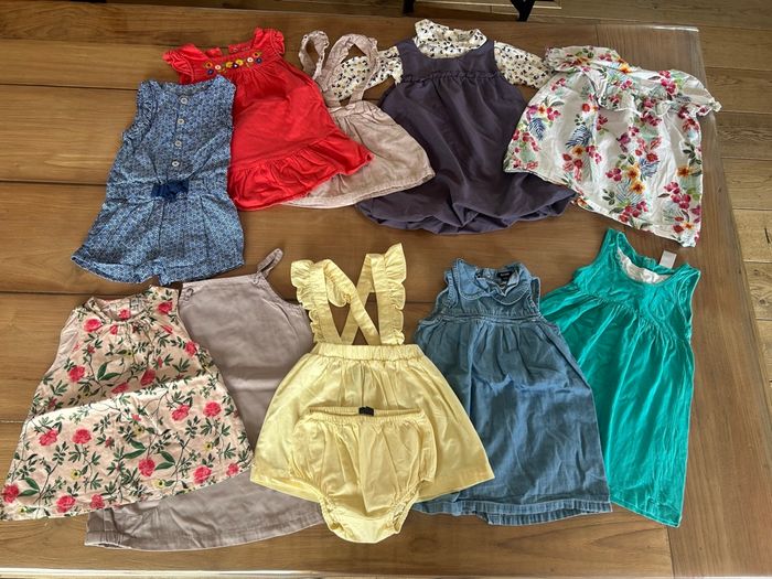 Gros lot vêtements bébé fille 18 mois - photo numéro 3