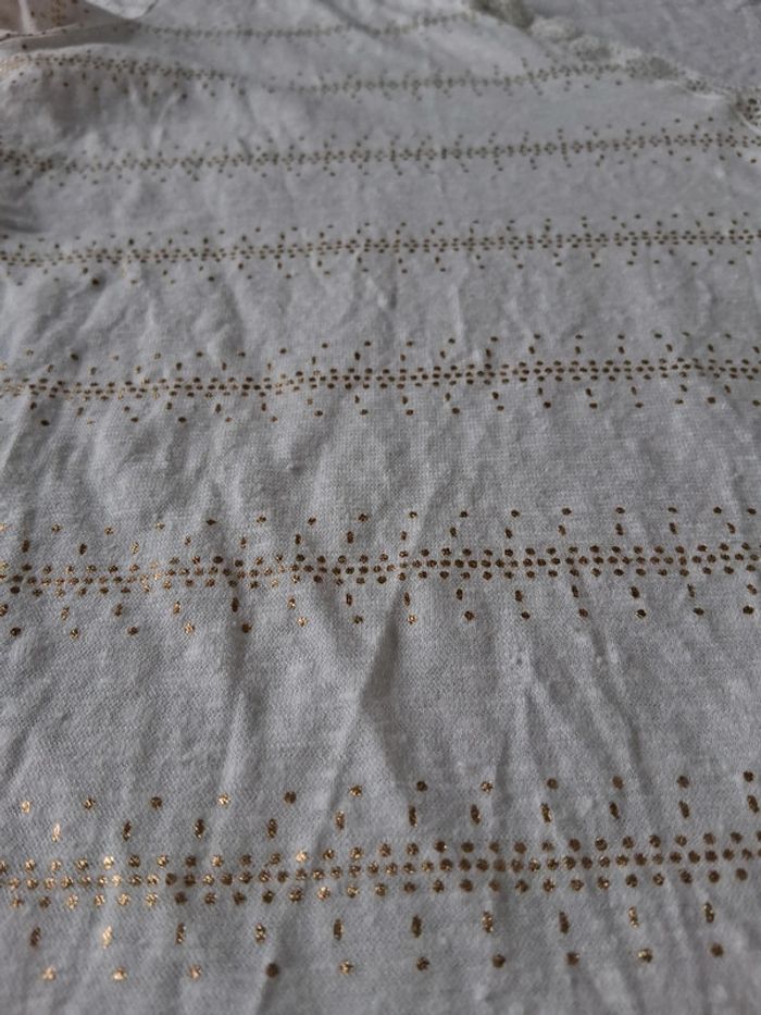 T-shirt ouvert dans le dos - photo numéro 5