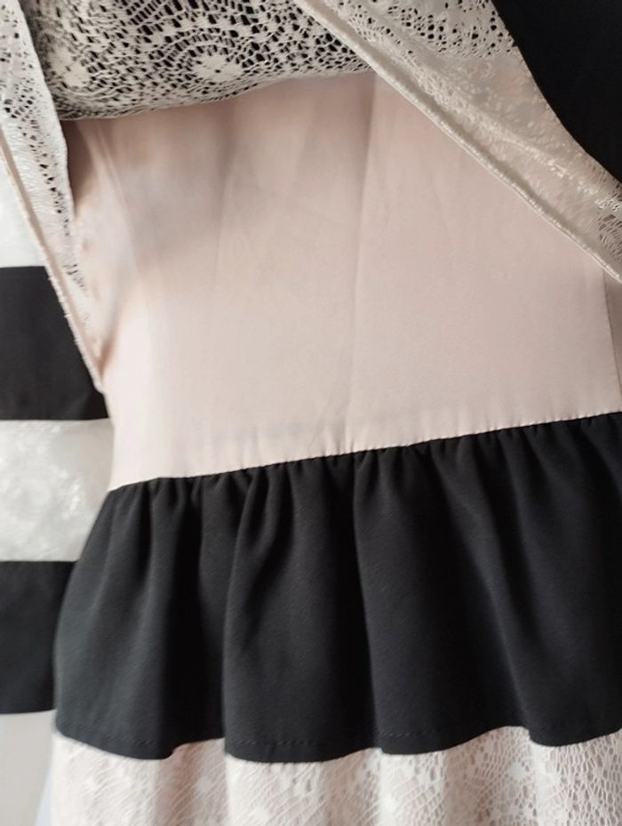 Robe Karen Millen avec "dentelle" taille 38 - photo numéro 3