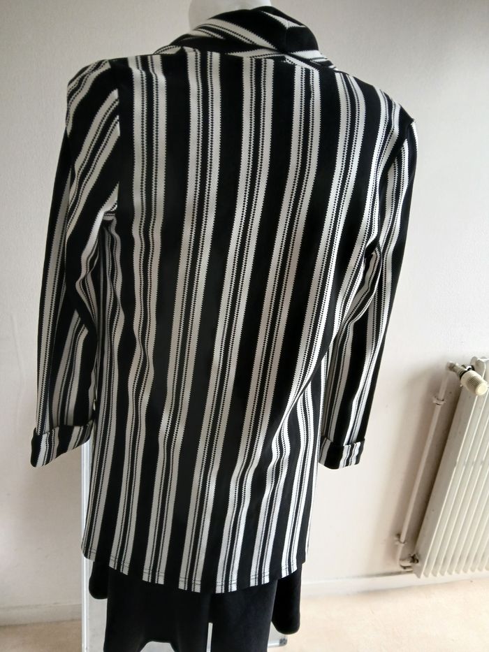 Gilet taille 34 - photo numéro 3