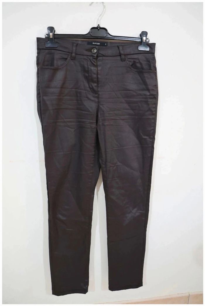 C43 pantalon simili noir Burton 40