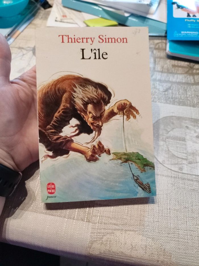 L'île de Thierry Simon
