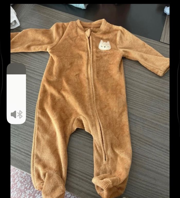 Vêtement bébé - photo numéro 2