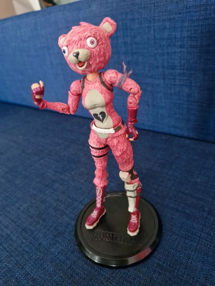 Figurine fortnite sur socle cuddle  team leader - photo numéro 2