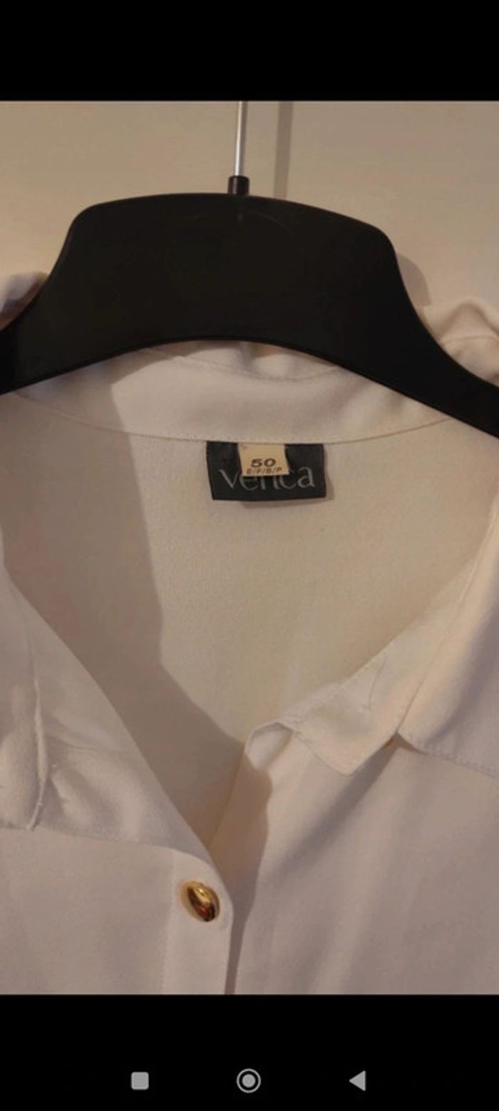 Chemise blanche manches 3/4 boutons dorés taille 50 Venca - photo numéro 3