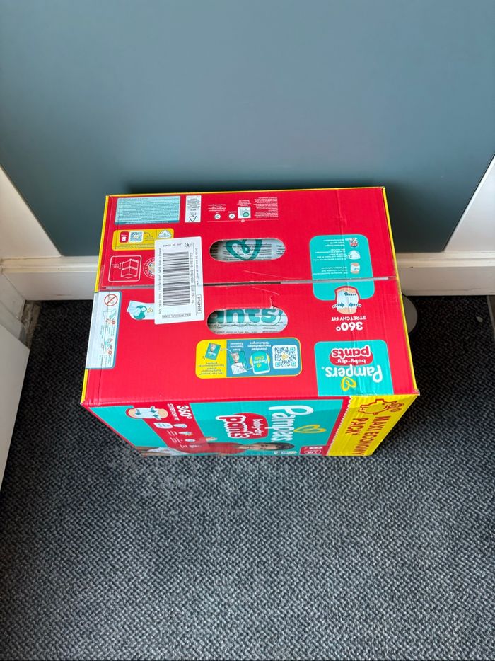 Un pack de couches culottes Pampers pant’s Taille 8 19 kg et + 58 couches - photo numéro 3