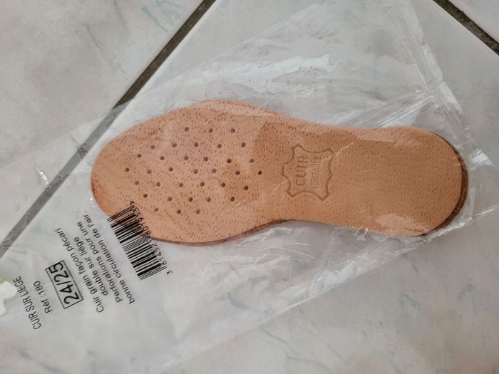 Lot chaussures - photo numéro 5