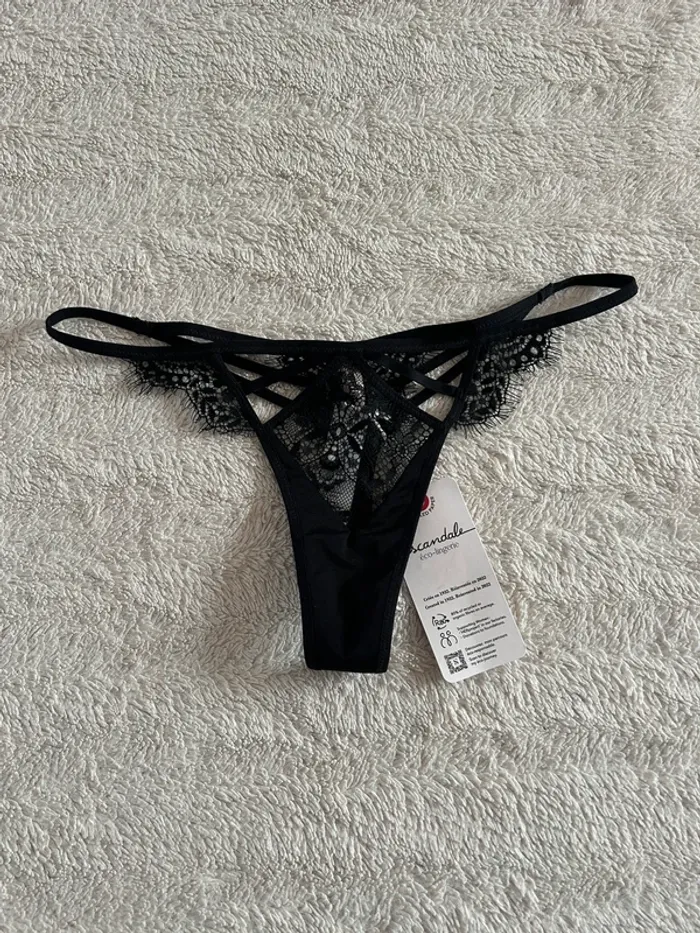 String Scandale