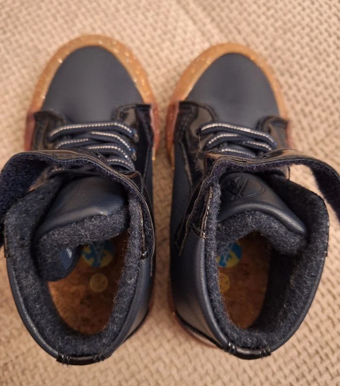 Chaussures 25 - Neuves - photo numéro 5