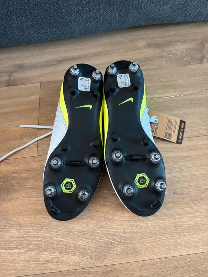 Crampons Nike 41 homme - photo numéro 3