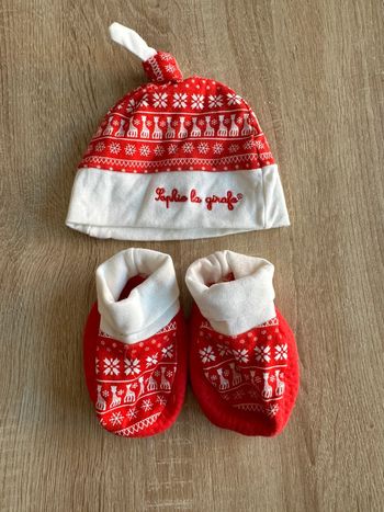 Bonnet et chaussons Sophie la girafe