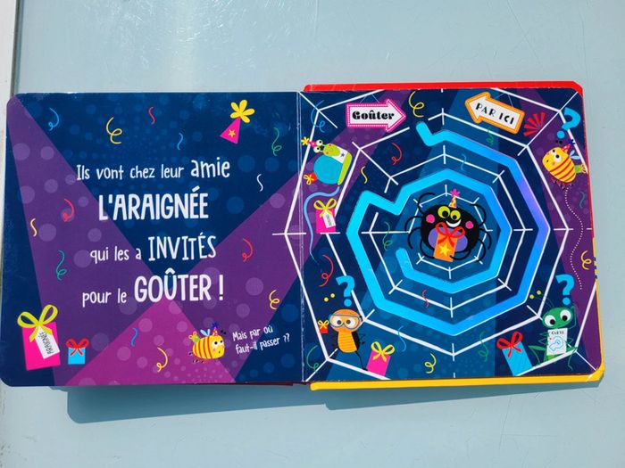 Livre animé à toucher 🕸 Un goûter chez l'araignée 🕷 - photo numéro 12