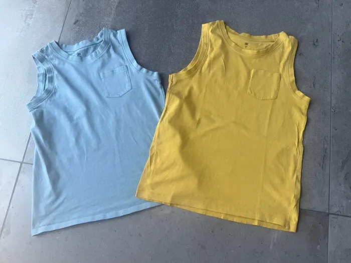 Lot 2 débardeurs la redoute 12 ans tbe