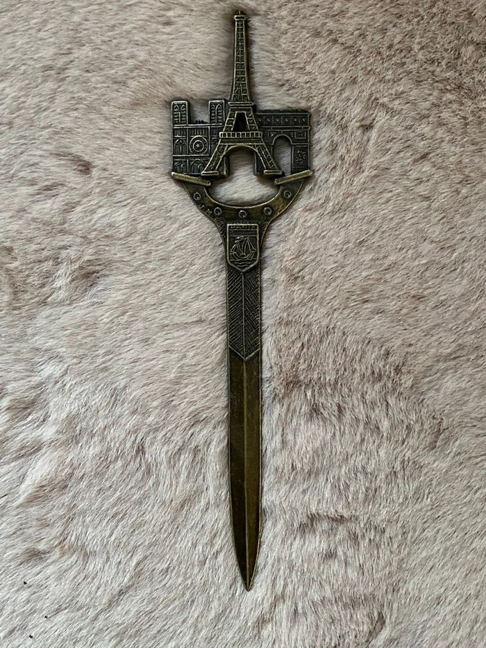 Coupe papier Tour Eiffel vintage