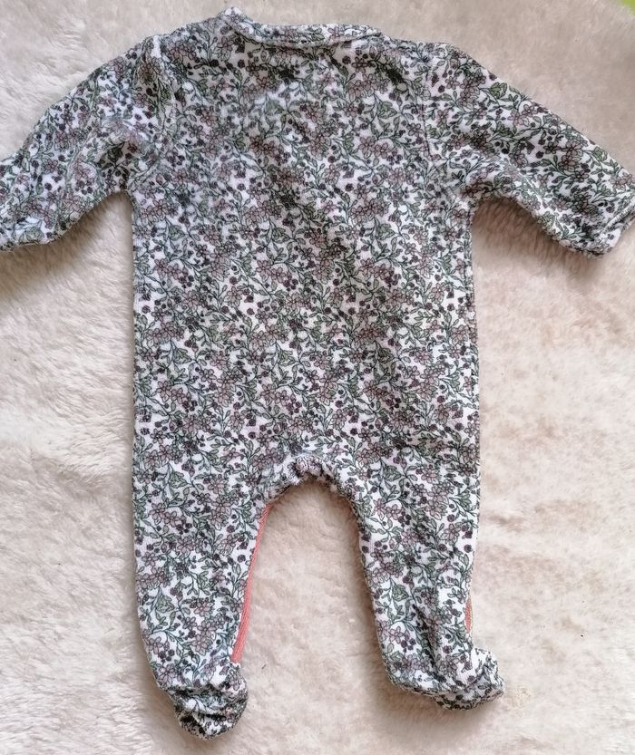 Lot 3 Pyjamas velours Verbaudet 1 mois 54cm - photo numéro 6