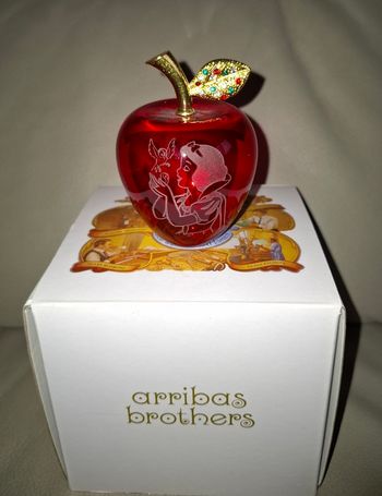 Superbe pomme rouge de Blanche Neige en verre Arribas Disney