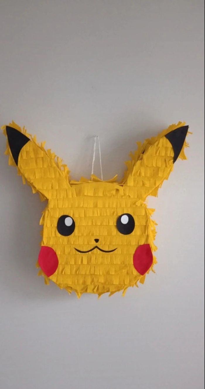 Piñata Pikachu pokémon