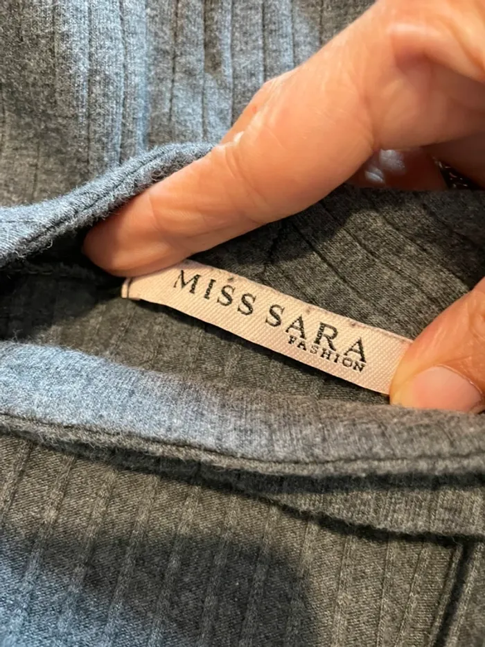 Top Miss Sara - Coupe moulante - Taille 36 - photo numéro 5