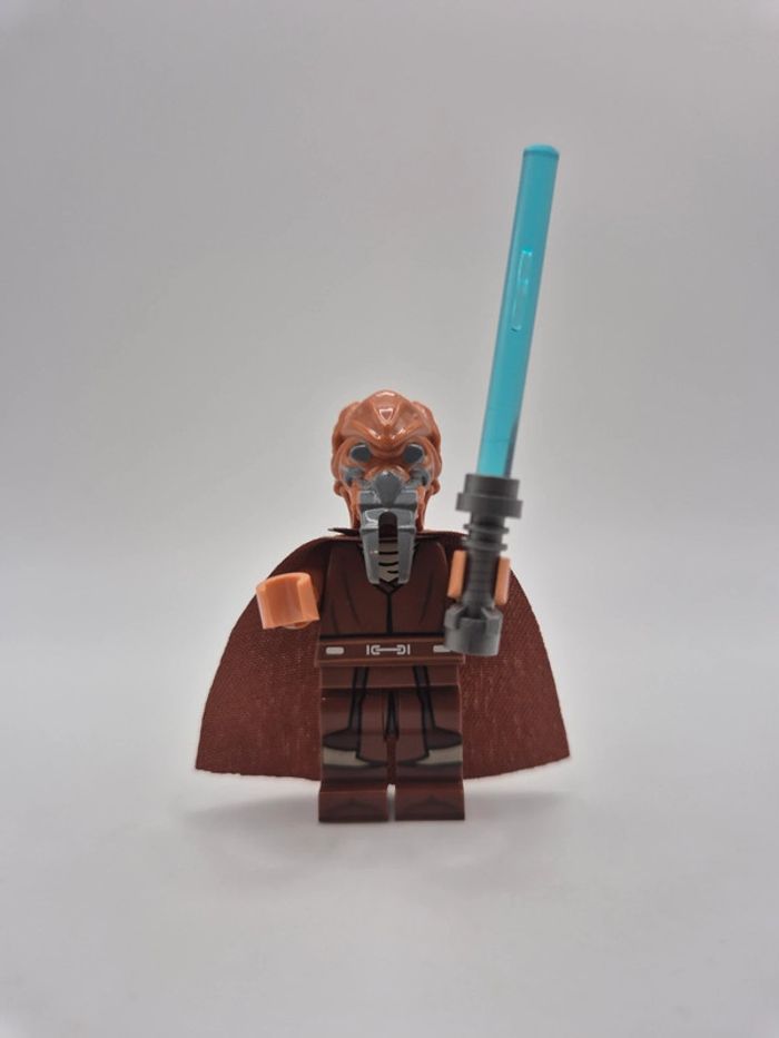 Figurine type lego custom Jedi Plo koon star wars
